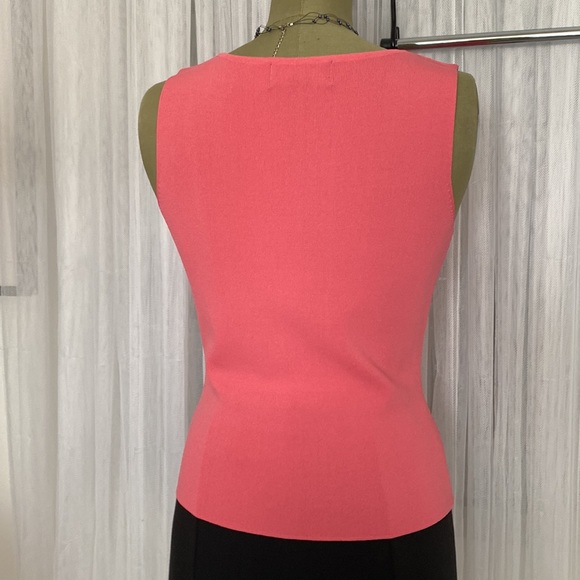 August Silk Knit top - Picture 4 of 9